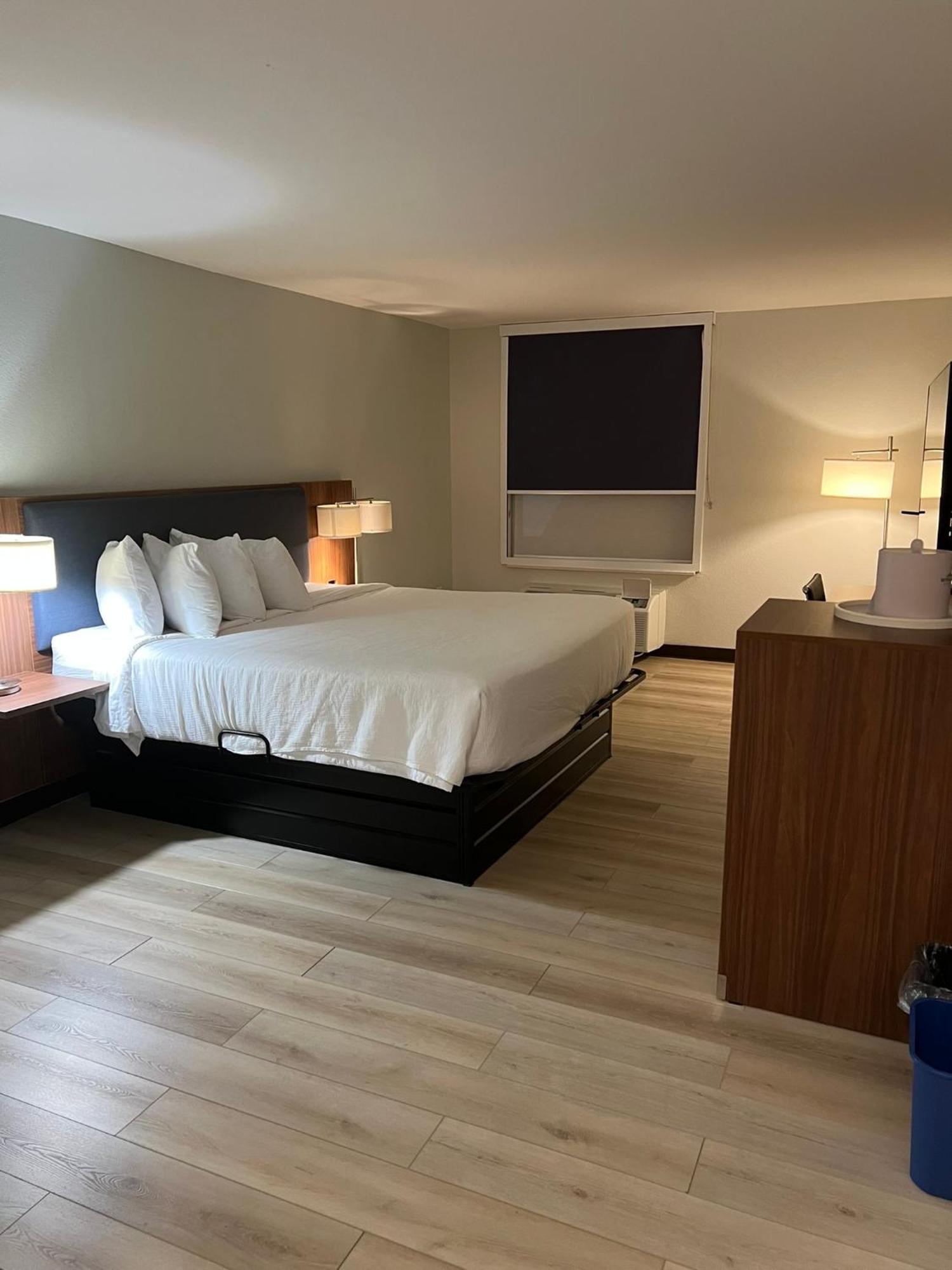 Wingate By Wyndham Dublin Near Claytor Lake State Park Eksteriør bilde