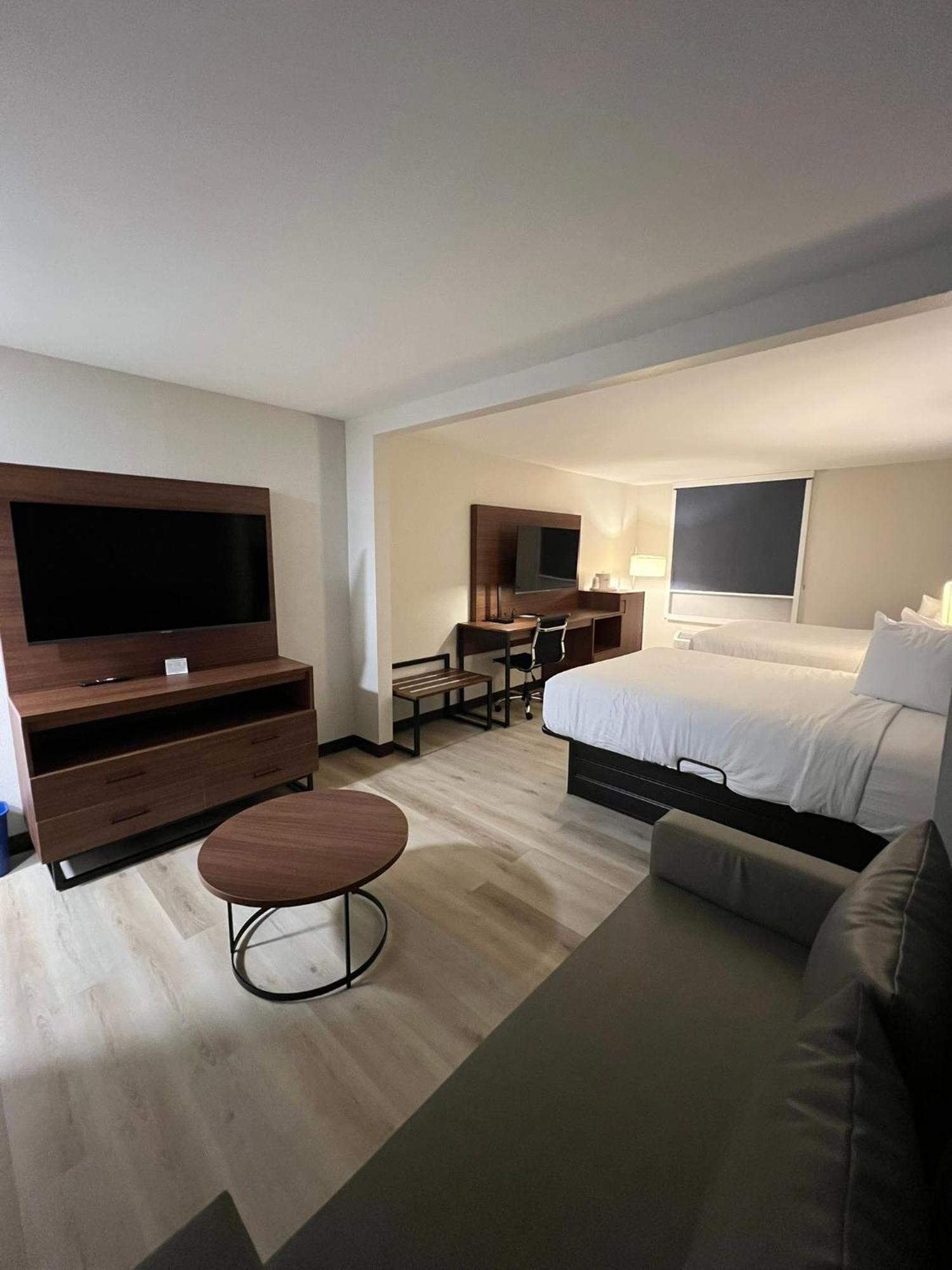 Wingate By Wyndham Dublin Near Claytor Lake State Park Eksteriør bilde
