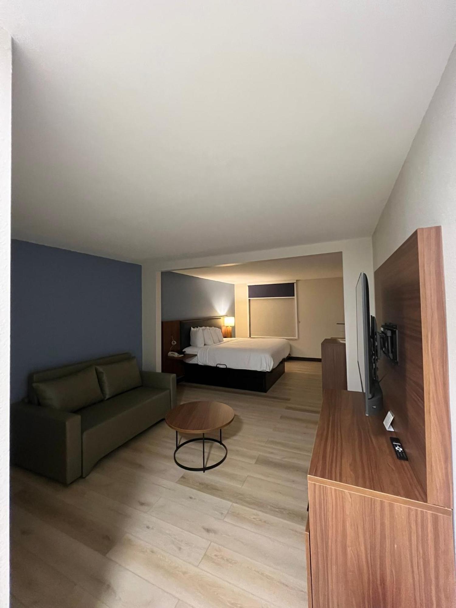 Wingate By Wyndham Dublin Near Claytor Lake State Park Eksteriør bilde
