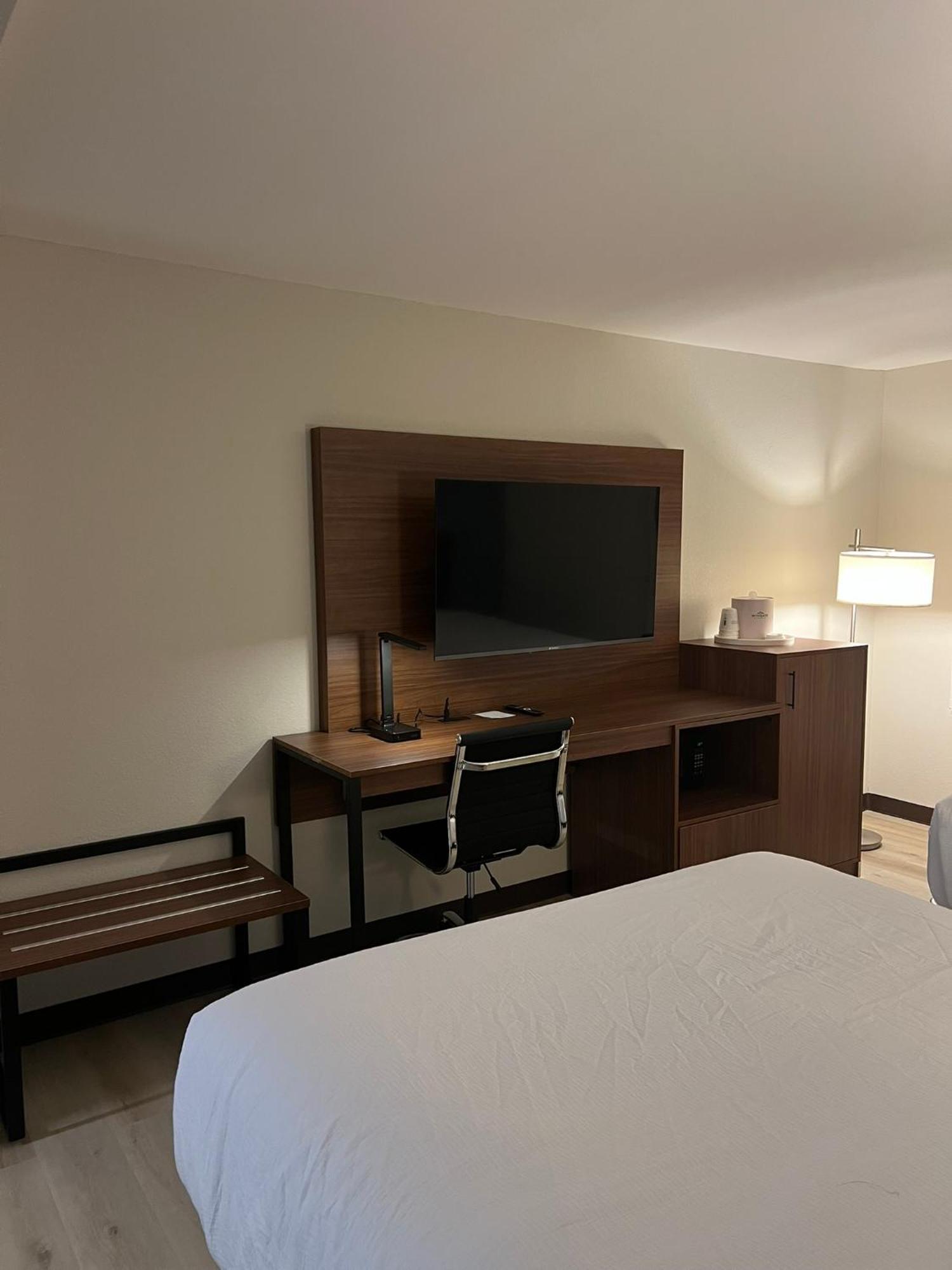 Wingate By Wyndham Dublin Near Claytor Lake State Park Eksteriør bilde